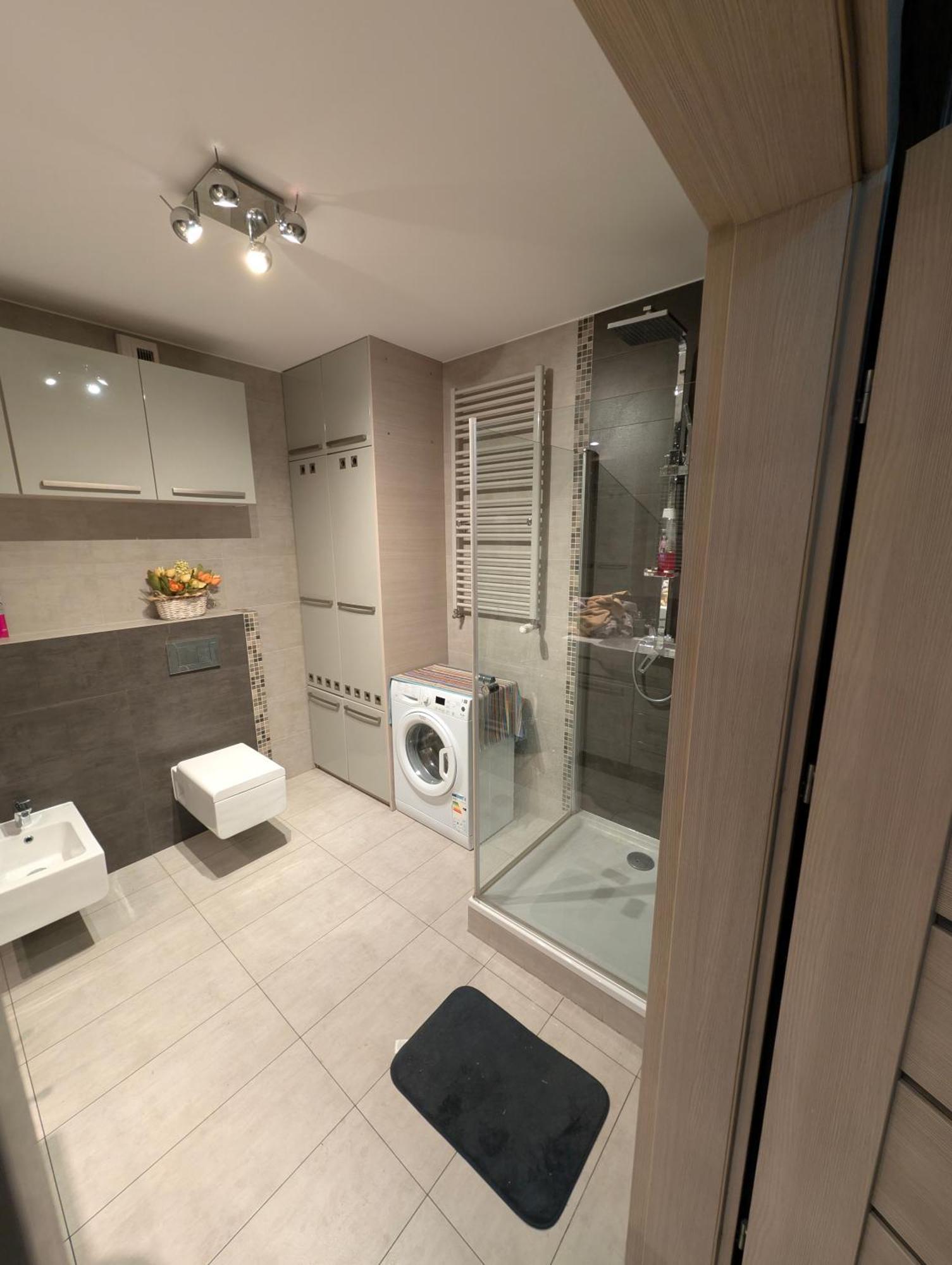 Staszica Ludwik Centrum Z Miejscem Postojowym W Garazu Podziemnym Apartament Kielce